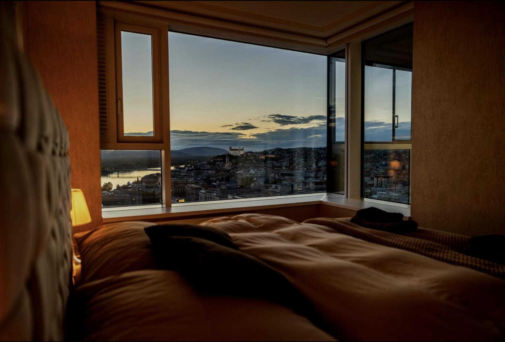 Magna Vita Apartment Pozsony Kültér fotó